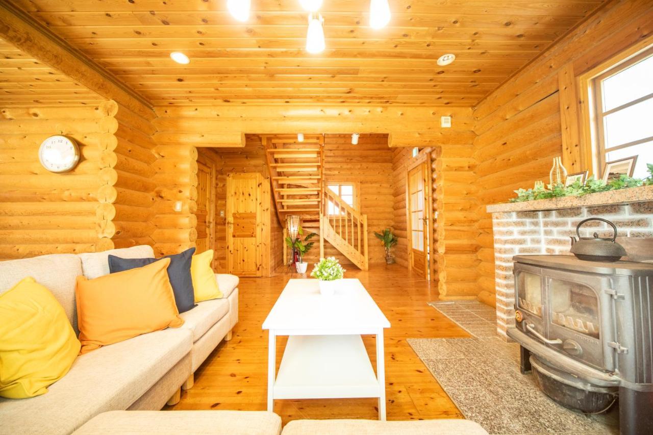 Awaji Large Log House In Goshiki 2 Βίλα Sumoto Εξωτερικό φωτογραφία